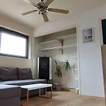 A La Petite Maison * Ares