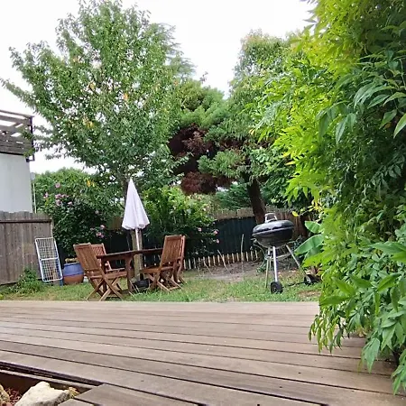 A La Petite Maison Ares