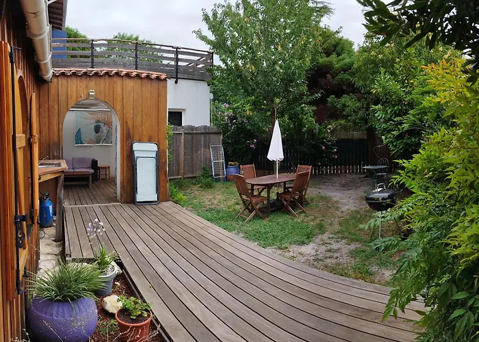 Ferienhaus A La Petite Maison Ares