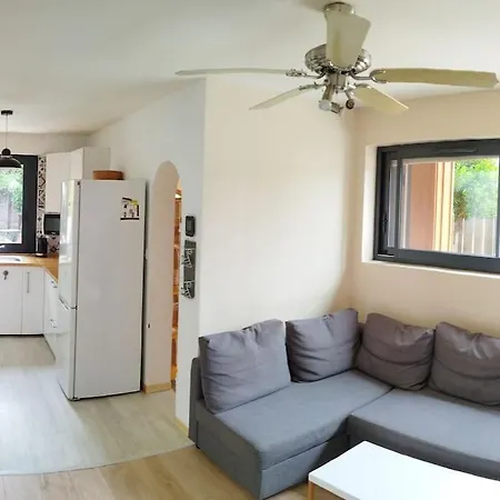 A La Petite Maison Hébergement de vacances
