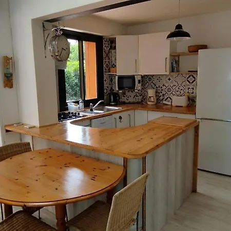 Tatil Evi A La Petite Maison Ares