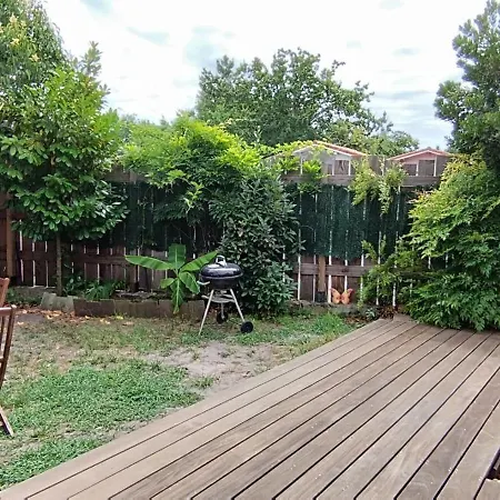 A La Petite Maison Ares